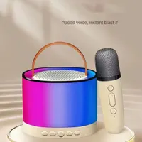 Дитяча портативна міні караоке-система Sefdrert з 2 мікрофонами, Bluetooth, Кремова — фото 2