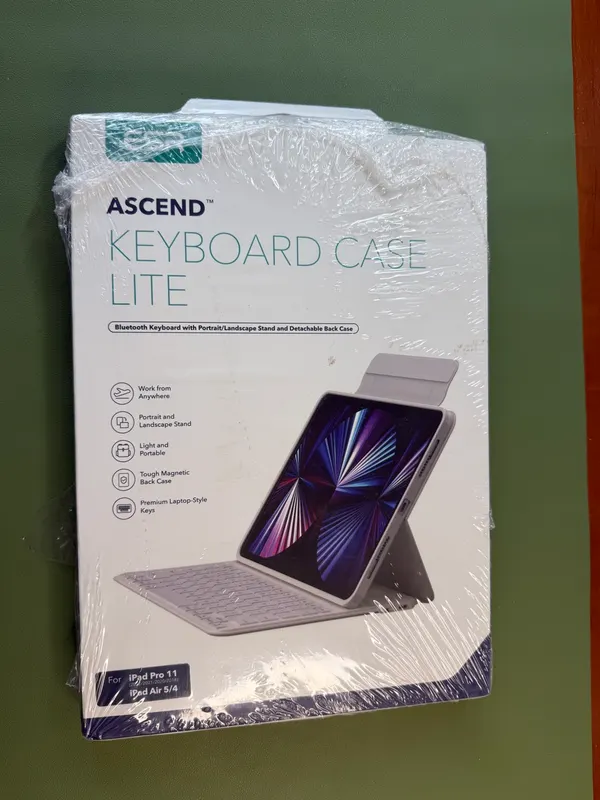 Чехол клавиатура ESR Ascend для iPad Pro 11 Air 4 5 QWERTZ съемный магнитный кейс
