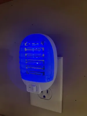 Електрична пастка для комарів та мух (Bug Zapper) 4 шт, УФ-світло, Для розетки